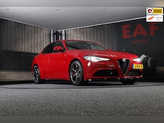 Alfa Romeo Giulia - 2.0T Super / AUT / Navi / Camera / Ecc / Elek Pakket / Cruise Control / Lane Assist / Lede