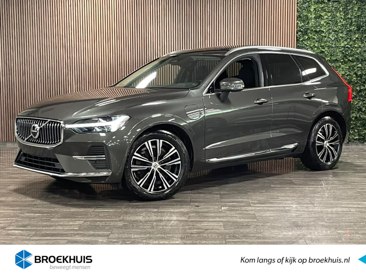 Volvo XC60 - T8 AWD Recharge Inscription | MY22 | Luchtvering | Trekhaak | Adaptieve Cruise Control | S - AutoWereld.nl