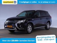 Mitsubishi Outlander - 2.4 PHEV Pure [ Camera Carplay Privacy glasss ]