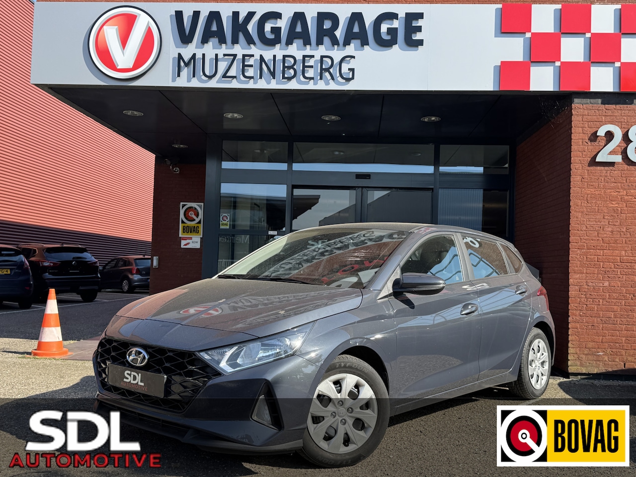 Hyundai i20 - 1.0 T-GDI Comfort // APPLE CARPLAY / ANDROID AUTO // AIRCO // CAMERA // BLUETOOTH // ADAPT - AutoWereld.nl