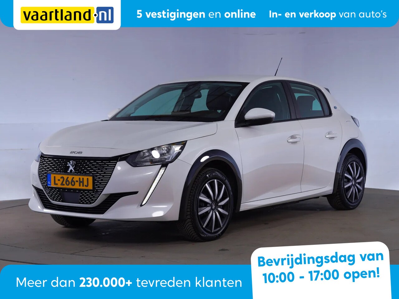 Peugeot e-208 - EV Active 50 kWh [ Navi Camera DAB Carplay ] - AutoWereld.nl