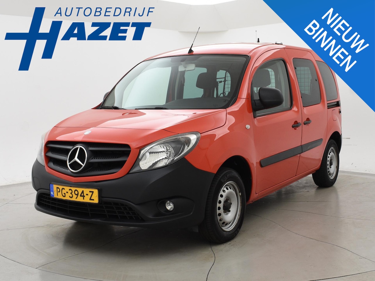 Mercedes-Benz Citan Tourer - 111 CDI 5-PERSOONS EURO 6 GEEL KENTEKEN *17.675 KM* + TREKHAAK | NAVIGATIE | DAB - AutoWereld.nl