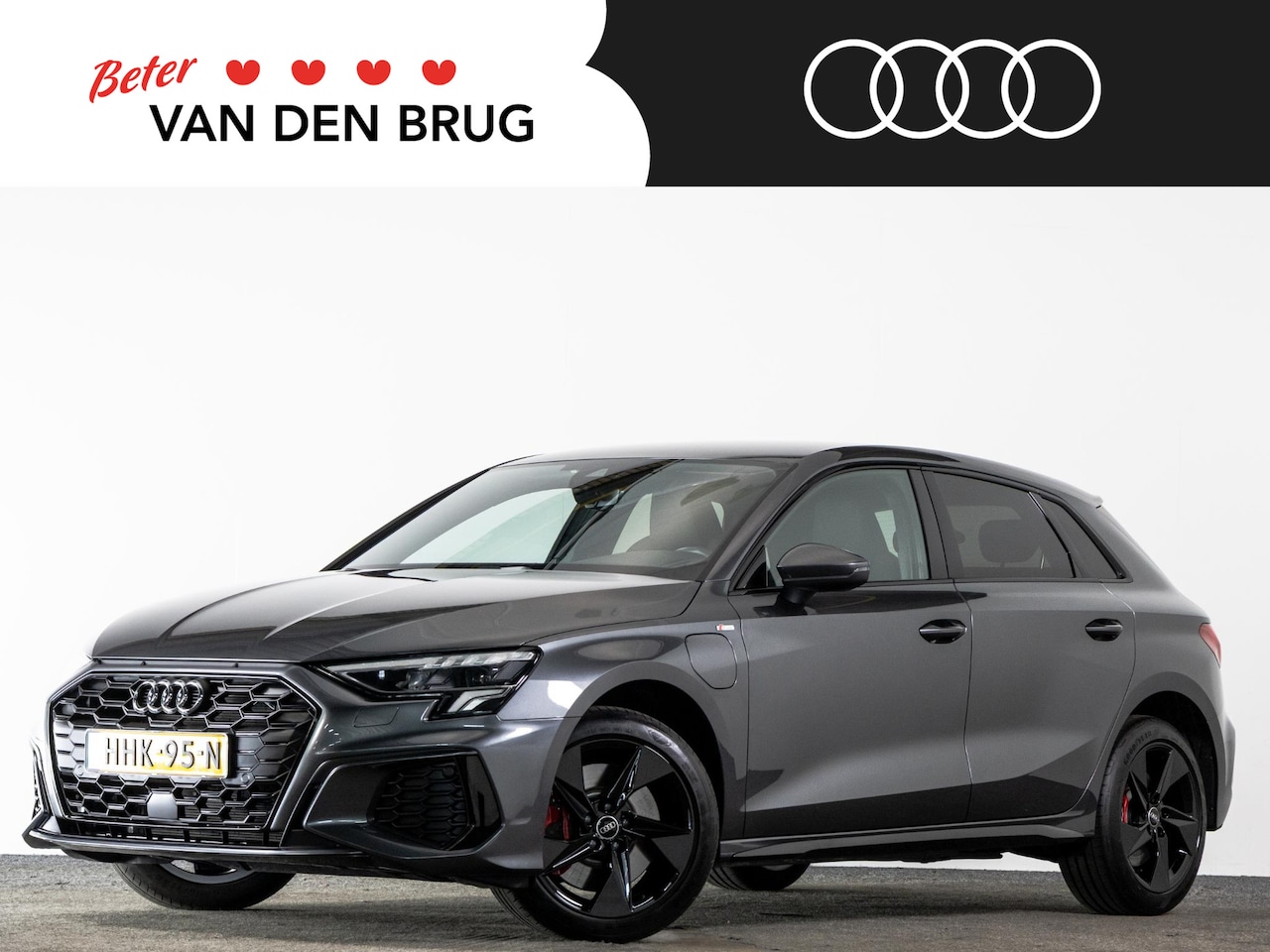 Audi A3 Sportback - S-Line 45 TFSI e 245 PK | LED | Navigatie Via Smartphone | Achteruitrijcamera | - AutoWereld.nl