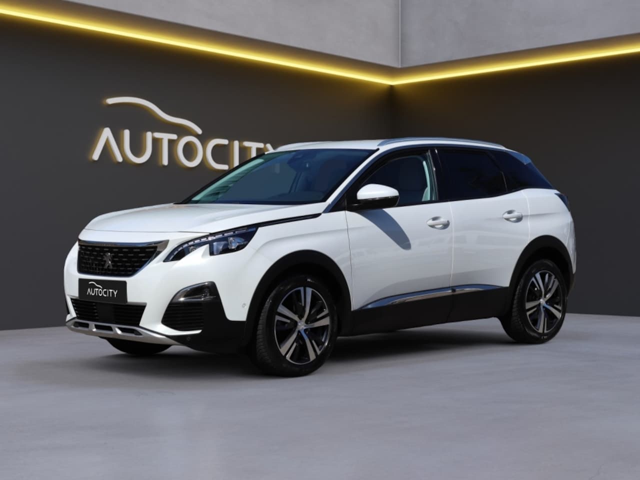Peugeot 3008 - 3008 1.2 PureTech 130 Allure Business Adaptive l Elektrische Ach - AutoWereld.nl