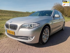 BMW 5-serie Touring - 523i High Executive Panorama 5 x stoelverw. Leer Lane Assist Adaptive Cruise