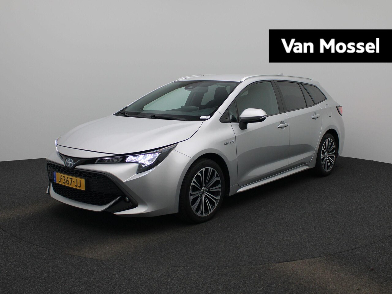 Toyota Corolla Touring Sports - 1.8 Hybrid Business Plus | Achteruitrijcamera | Stoelverwarming | Trekhaak | - AutoWereld.nl