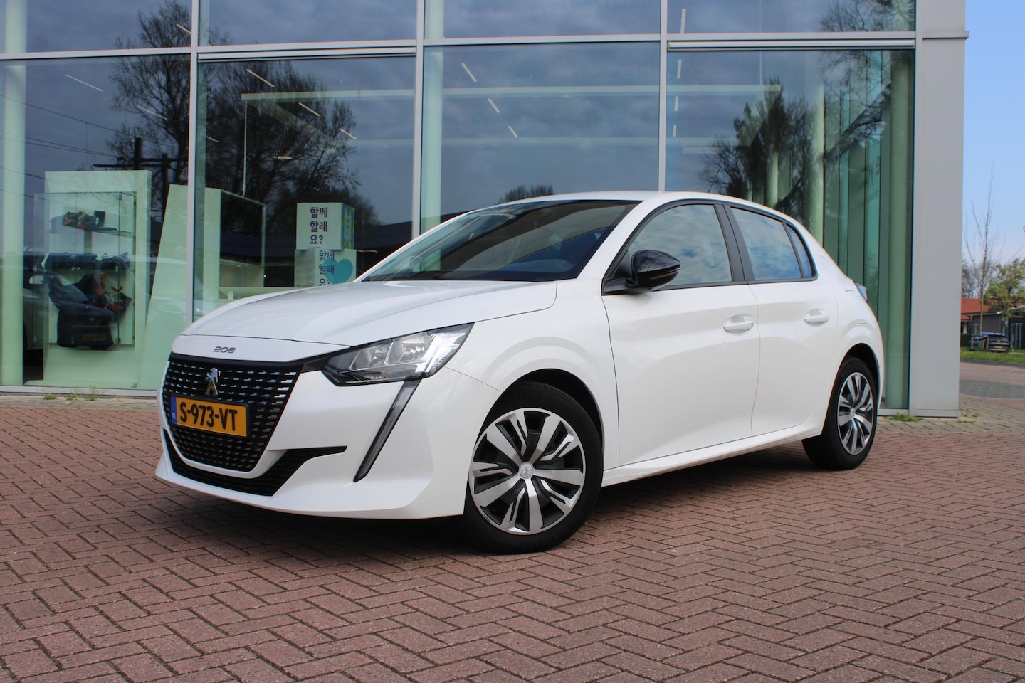 Peugeot 208 - 1.2 PureTech Active Pack 1.2 PureTech Active Pack - AutoWereld.nl