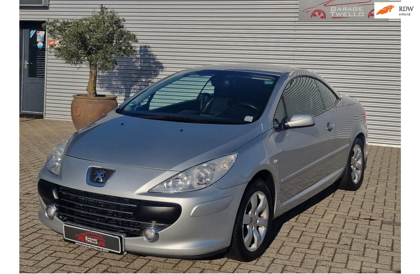 Peugeot 307 CC - 2.0-16V met nieuwe apk tot 05-02-2026, climate control, stoel-verwarming, lm velgen ,vol l - AutoWereld.nl
