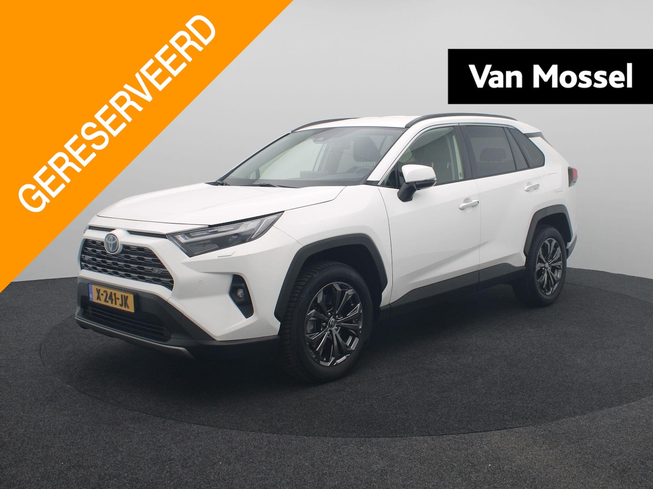 Toyota RAV4 - 2.5 Hybrid AWD Dynamic Automaat | Airco | Cruise Control | Navigatie | Achteruitrijcamera - AutoWereld.nl