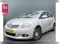 Toyota Verso - BWJ 2011 1.8 VVT-i 147 PK Dynamic Business 7p. TREKHAAK / AIRCO / BLUETOOTH / CAMER / LMV