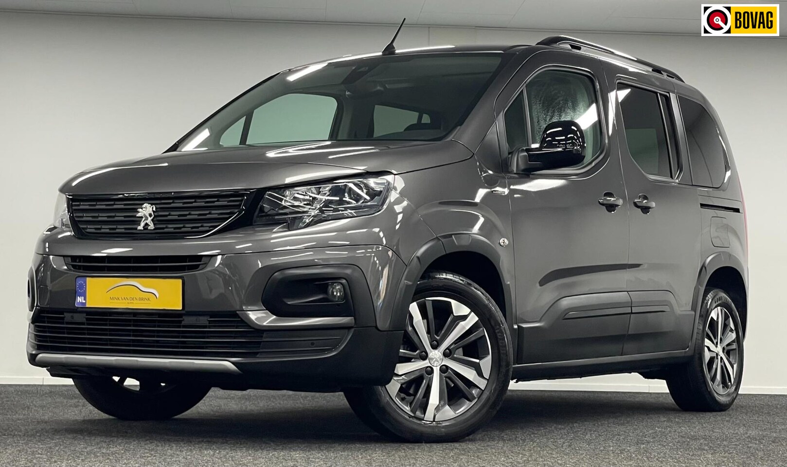 Peugeot Rifter - 1.2 Puretech GT-Line*Automaat*DealOh*Camera*Navi*Carplay*CruiseContr! - AutoWereld.nl