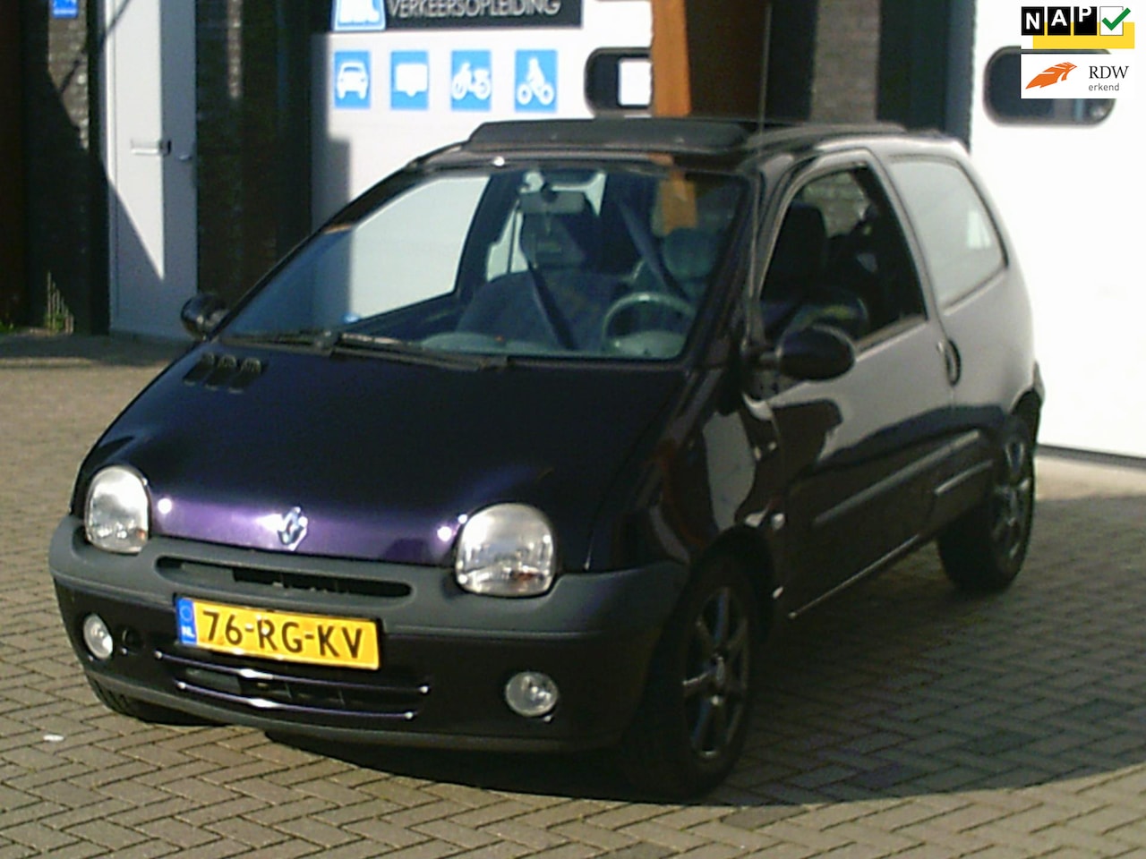 Renault Twingo - 1.2 Kenzo Nwe Distr Riem Stuurbekr LMV Panorama - AutoWereld.nl