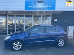 Opel Astra - 1.6 Sport Airco/elektrische ramen/ Lm velgen