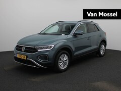 Volkswagen T-Roc - 1.0 TSI Life Business 110 PK | Navigatie | Digitale Cockpit | Stoelverwarming | App Connec
