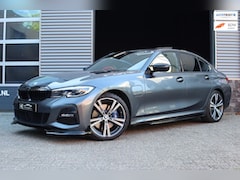 BMW 3-serie - 330e M Sport|Performance|Pano|LED|Shadow