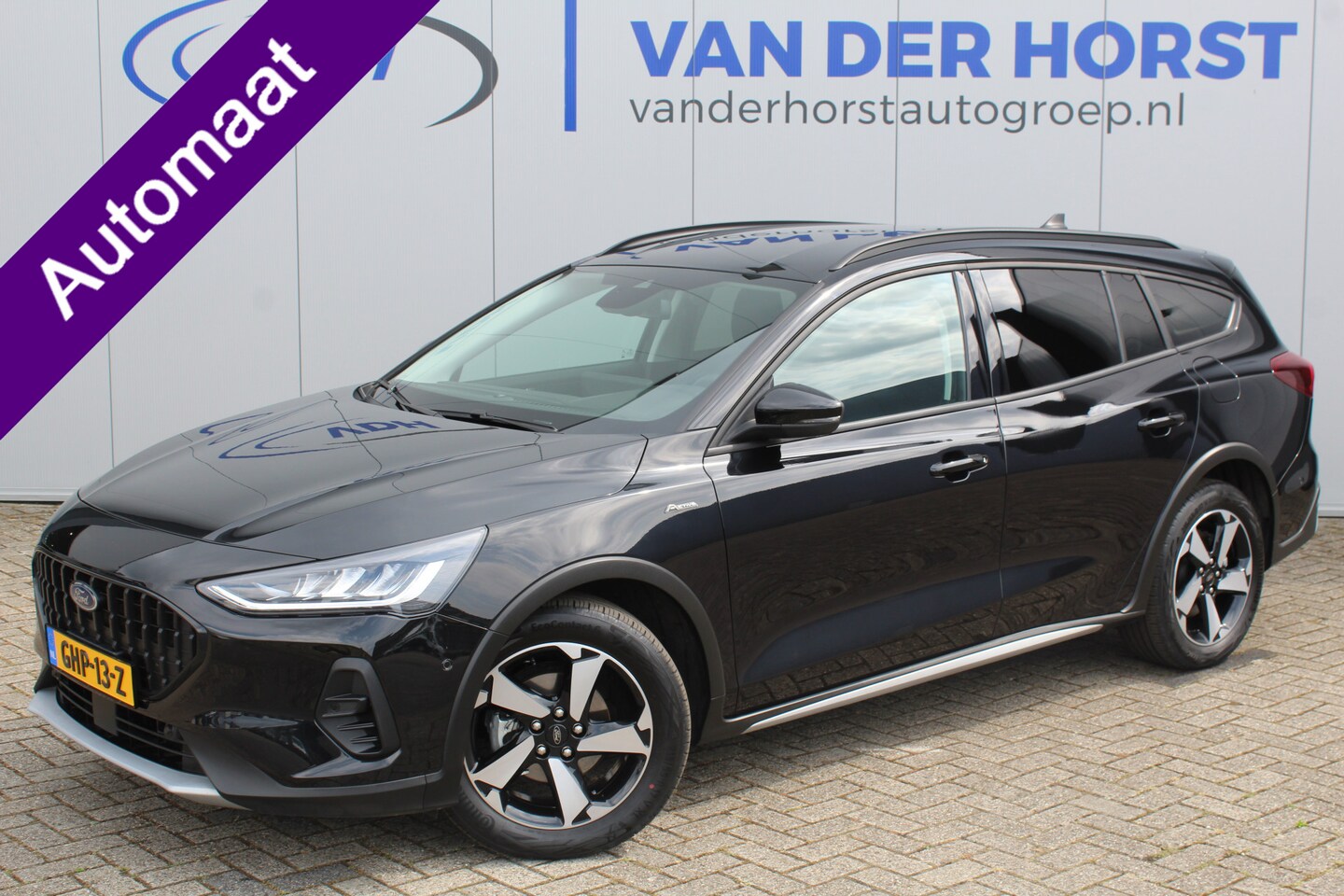 Ford Focus Wagon - 1.0-155pk EcoBoost Mild-Hybrid Active AUTOMAAT ! Trekgewicht 1.500kg ! Slechts 8.100km ! R - AutoWereld.nl