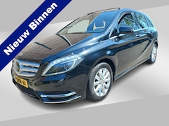Mercedes-Benz B-klasse - 180 Ambition *NAVI*PANO*CRUISE