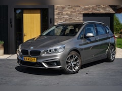 BMW 2-serie Active Tourer - 225i Automaat 231PK HUD/Memory/R-Cam/Trkhk