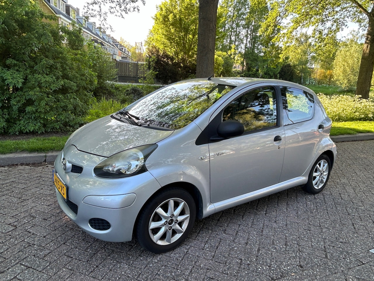 Toyota Aygo - 1.0-12V Access 2009 5-deurs! Stuurbekrachtiging! Zuinig! - AutoWereld.nl