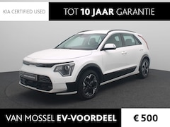 Kia Niro EV - DynamicLine 64.8 kWh | 3-fase 11KW laden | Clima | Navi | LM Velgen | Keyless | Camera | C
