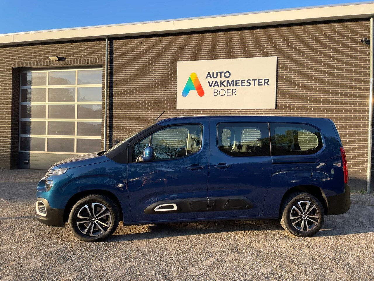 【サイズ交換ＯＫ】 Citroën Berlingo 2019 Trekhaak / 7-persoons BlueHDi 1.5 XL 菓子