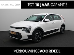 Kia Niro EV - Light Edition 64.8 kWh | Navigatie | Climate Control | Lm velgen | Parkeersensoren | Camer
