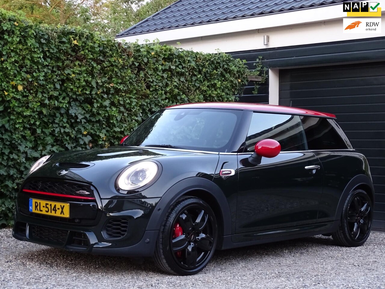 MINI John Cooper Works - Mini 2.0 | JCW pro | Dealeronderhouden | Uniek - AutoWereld.nl
