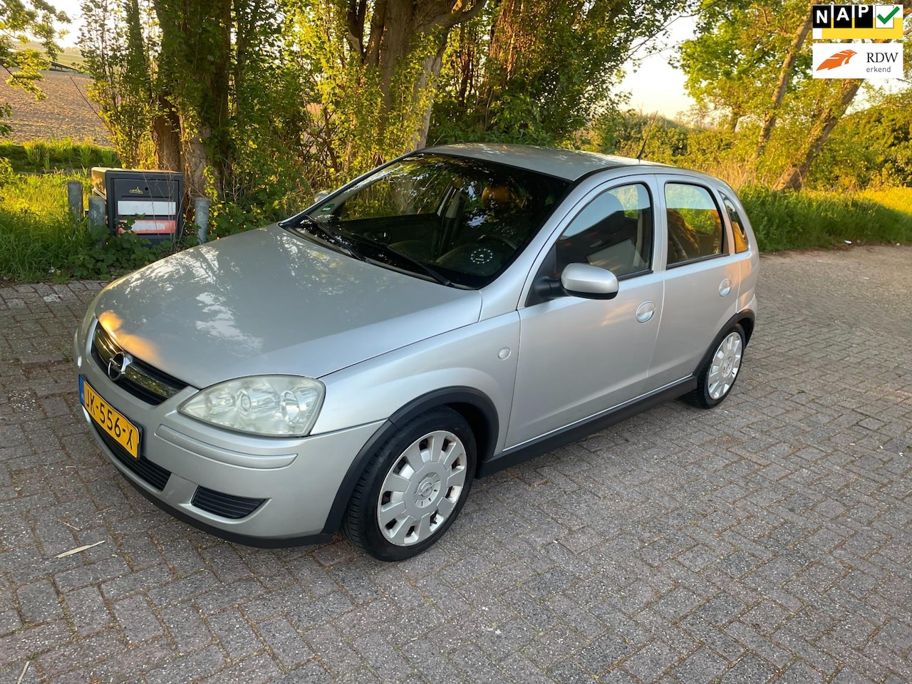 Opel Corsa - 1.4-16V Sport AUTOMAAT - AutoWereld.nl