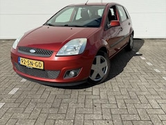 Ford Fiesta - 1.3-8V Futura | Airco | Elek ramen | 5 deurs | Nieuwe APK