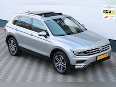 Volkswagen Tiguan - 2.0 TSI 4Motion 220PK Pano Virtual LED