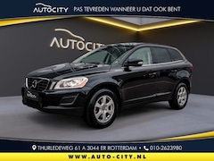 Volvo XC60 - 2.0T Momentum Leder l Elektrische Achterklep l Trekhaak