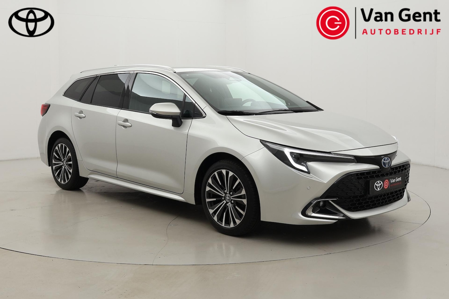 Toyota Corolla Touring Sports - Hybrid 140 Dynamic | Stoel-/stuurverwarming | Apple Carplay / Android Auto | 17 inch | Ful - AutoWereld.nl