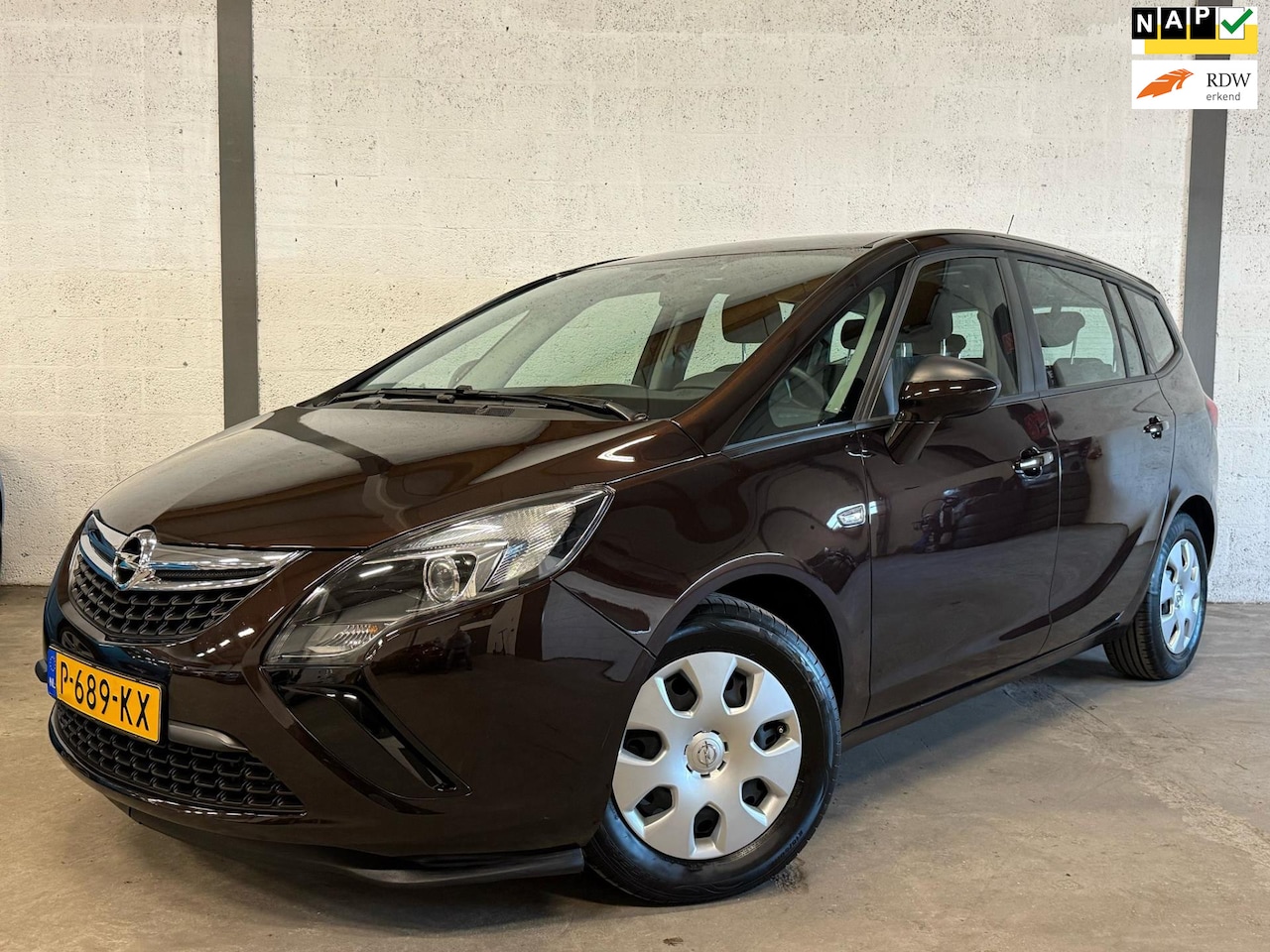Opel Zafira Tourer - 1.4 Edition 7personen Airco|CV|Dealer Onderhouden!! - AutoWereld.nl