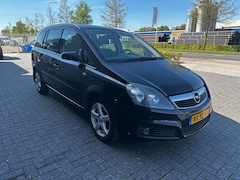 Opel Zafira - 1.8 Executive