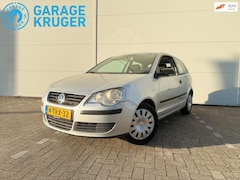 Volkswagen Polo - 1.2 Optive | Airco | Elek ramen | Trekhaak | Nieuwe APK