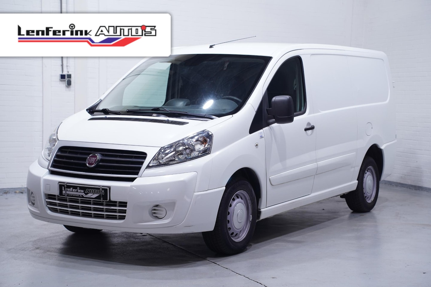 Fiat Scudo - 2.0 MultiJet 128 pk L2H1 SX Airco Bumpers in Kleur, Trekhaak 2.000 kg, 3-Zits - AutoWereld.nl