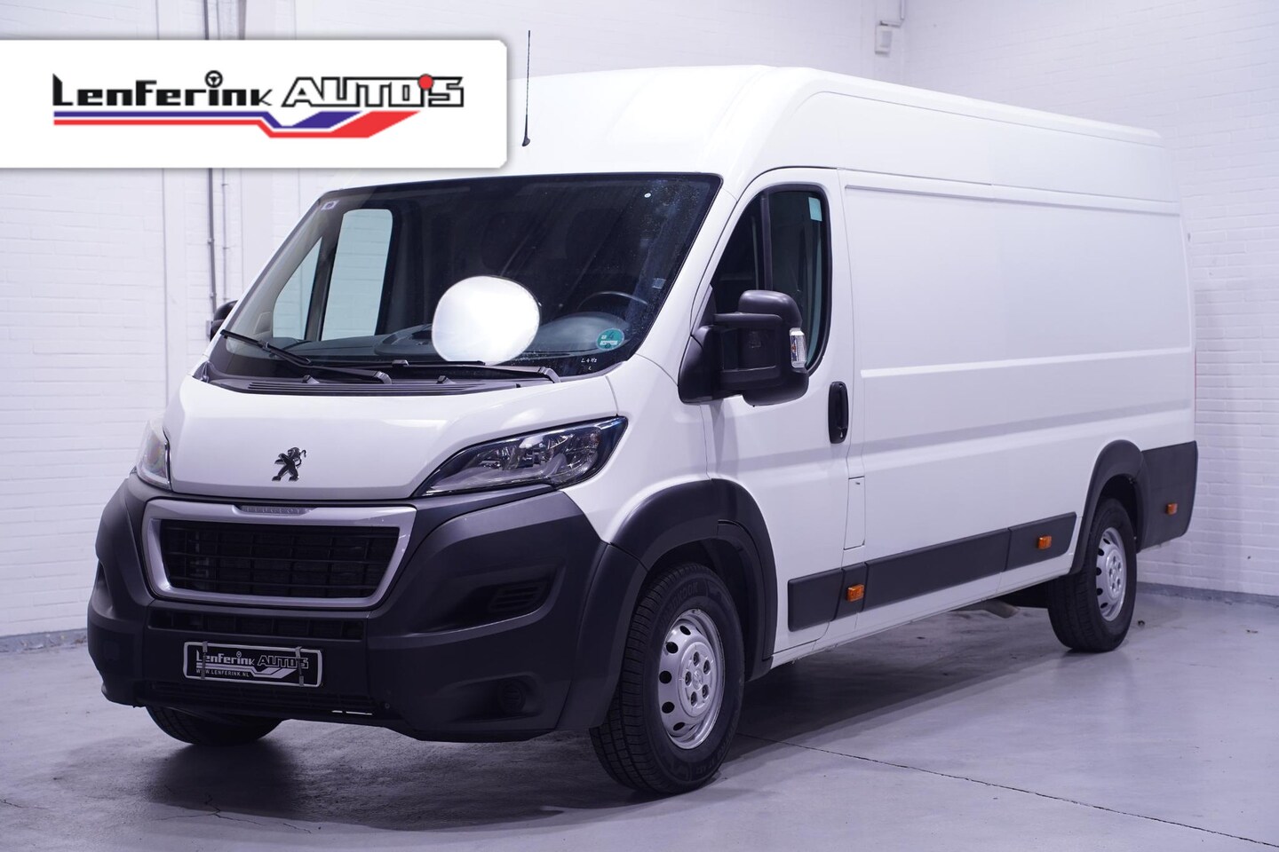 Peugeot Boxer - 2.2 BlueHDi 165 pk L4H2 v.a. 299,- p/m Navi Camera, 270 Graden Deuren, Laadruimte Pakket, - AutoWereld.nl
