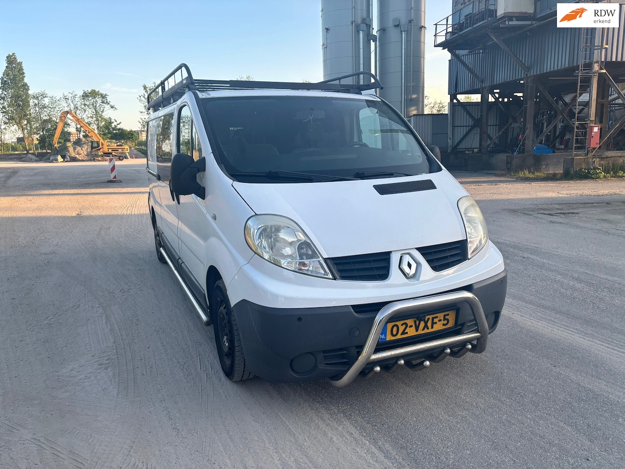 Renault Trafic - 2.0 DCI L2H1 Dubbel Cabine AC Trekhaak Schuifdeur - AutoWereld.nl