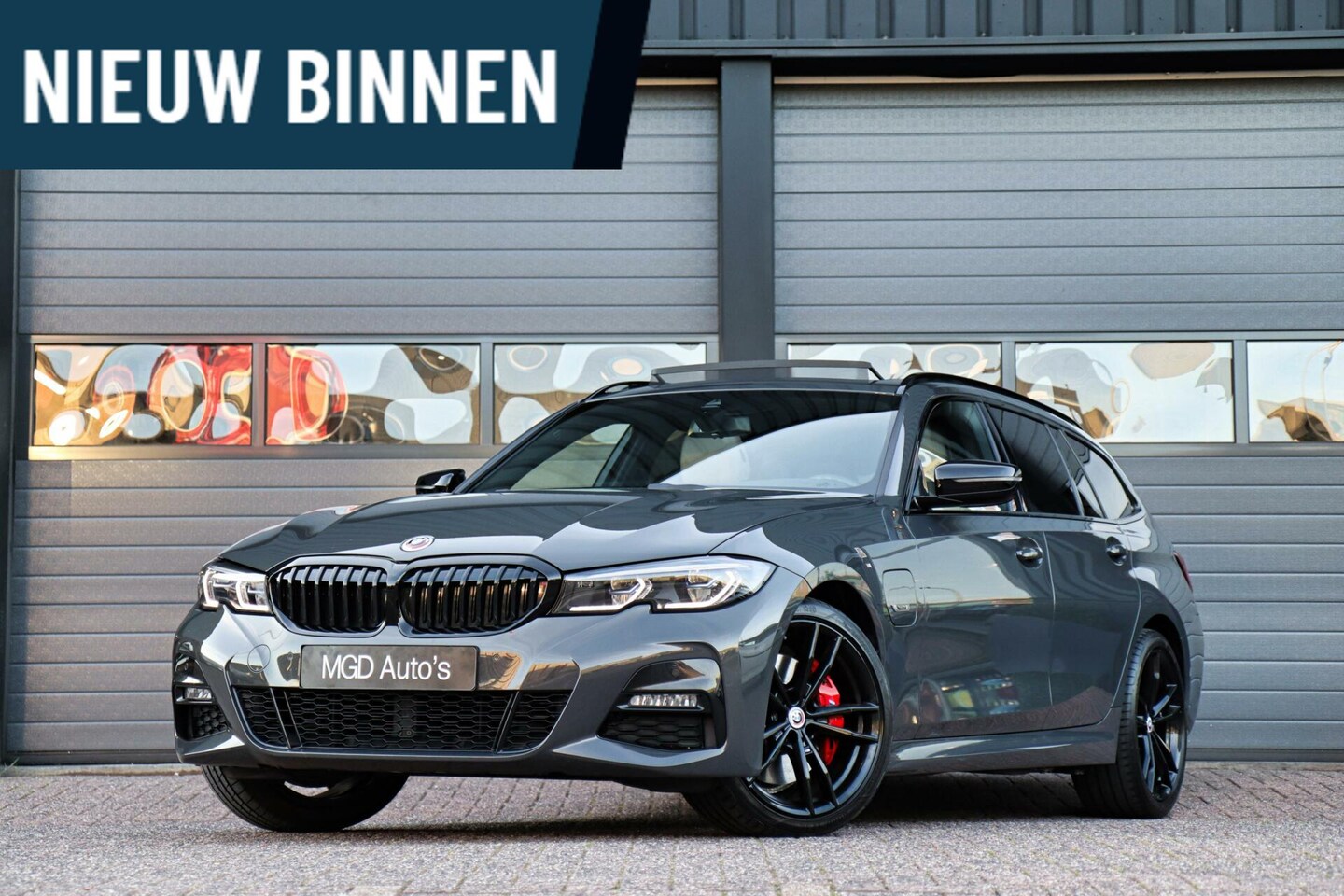BMW 3-serie Touring - 330e M-Sport M-Pakket /LASER-LED/HARMAN-KARDON/MEMORY/PANODAK/CAMERA/KEYLESS/HUD! - AutoWereld.nl