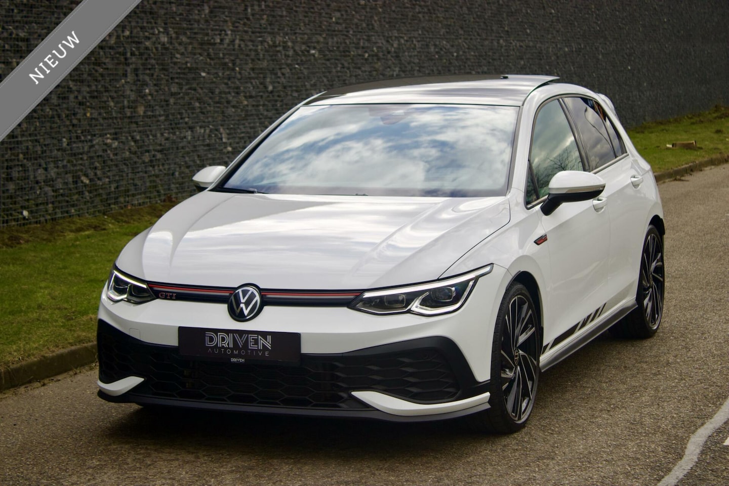 Volkswagen Golf - 8 GTI Clubsport | 2023 - Pano - H/K - HeadUp - AutoWereld.nl