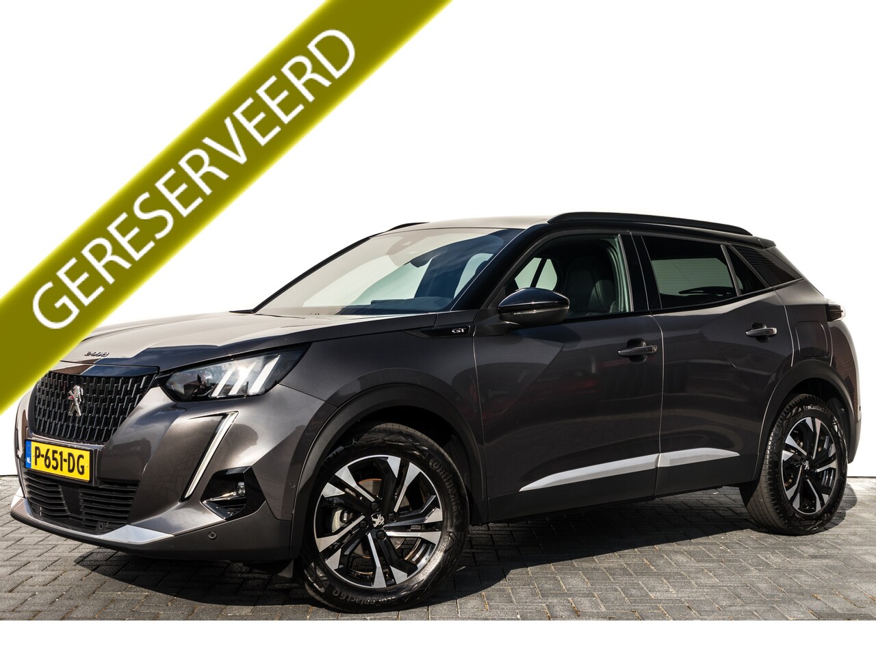 Peugeot 2008 - 1.2 131 PK PureTech GT NED AUTO NIEUWPRIJS 37,700 EURO. | Panoramisch schuifdak | Trekhaak - AutoWereld.nl