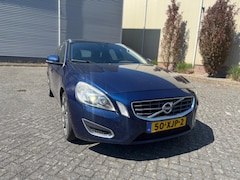 Volvo V60 - 1.6 T3 Ocean Race (bj 2012) XENON|PDC|NAVI|LMV