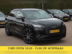 Audi Q4 e-tron - 50 quattro Launch edition S Competition 77 kWh / Camera / Head-up / 20'' / Keyless / RS Se