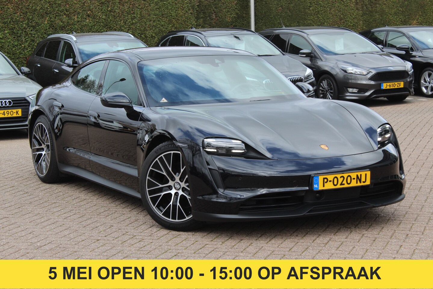 Porsche Taycan - Performance 84 kWh / Panoramadak / 360Camera / Leder / 20'' / Luchtvering / Sportchrono / - AutoWereld.nl