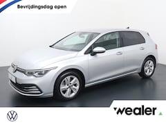 Volkswagen Golf - 1.0 eTSI Life Business | 110 PK | Automaat | Trekhaak | LED verlichting |