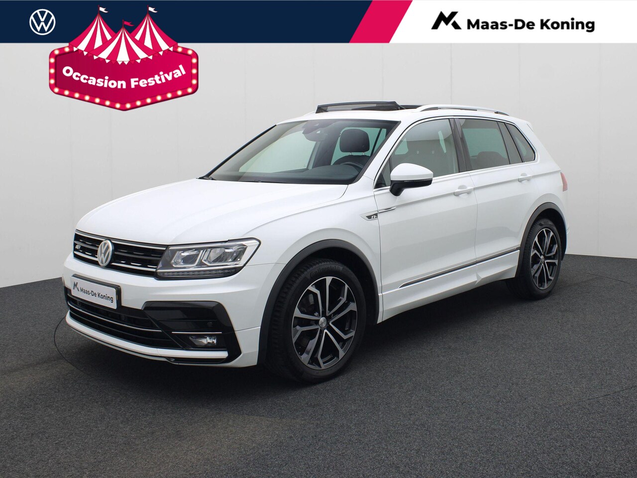 Volkswagen Tiguan - 1.5TSI/150PK ACT Comfortline Bus DSG · Panoramadak · Trekhaak · Navigatie - AutoWereld.nl