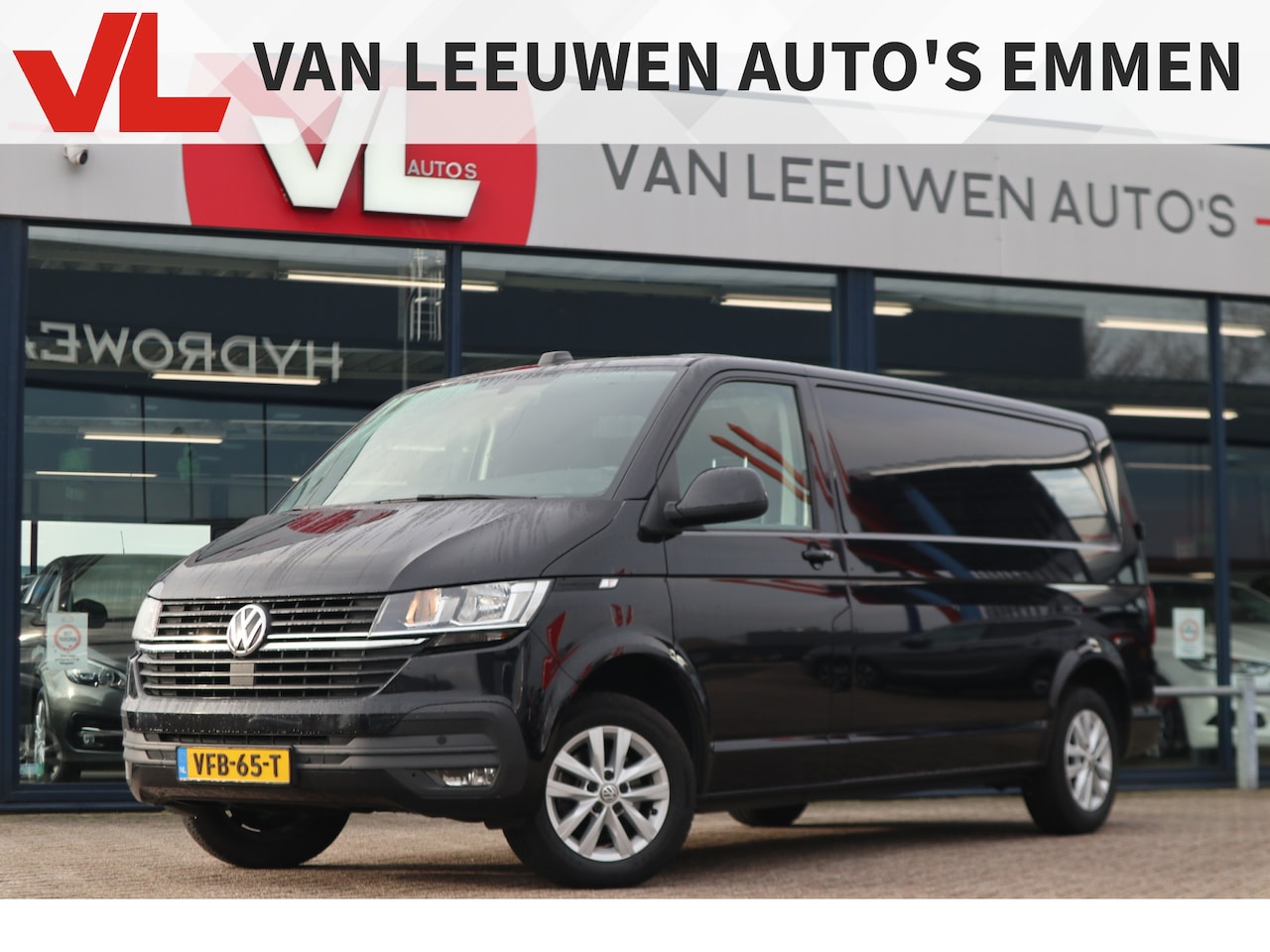 Volkswagen Transporter - 2.0 TDI L2H3 | Automaat | Navigatie | Airco | Trekhaak | - AutoWereld.nl