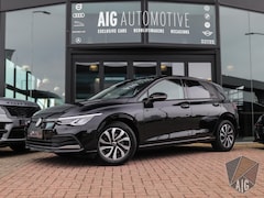 Volkswagen Golf - 2.0 TDI Life Business | Camera | Stuur/Stoelverw. | Pano | ACC | Sfeerverlichting