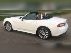 Fiat 124 Spider - 1.4 MultiAir Turbo Lusso Eerste eigenaresse, Bose, Leer, Camera, PDC, 17 inch