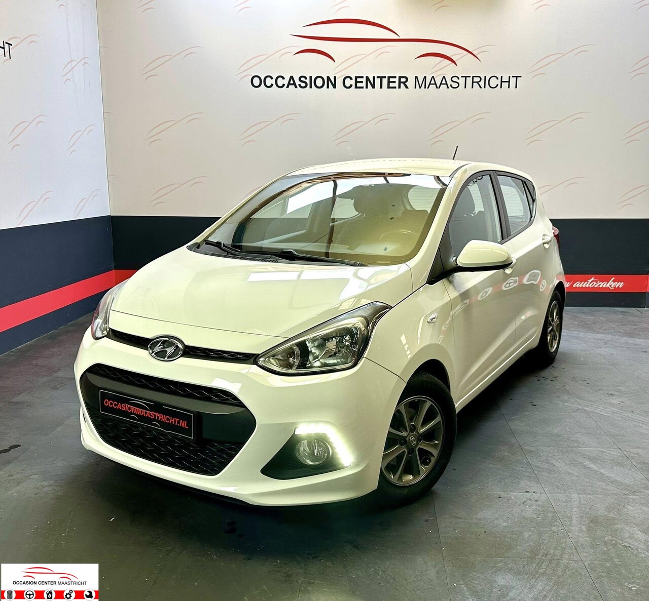 Hyundai i10 - 1.2i Cruise control,Stoelverwarming Stuurverwarming etcc... - AutoWereld.nl
